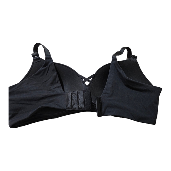 Torrid curve black bra size 38D - Picture 4 of 4